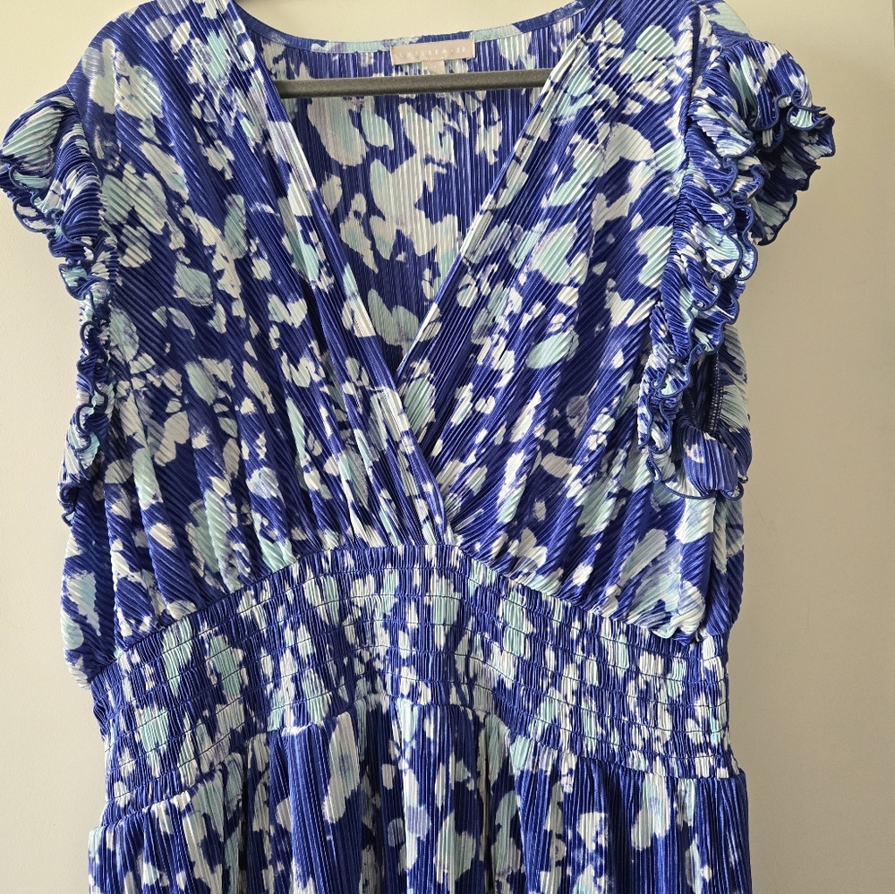 Blue and White Floral Dress With Pockets